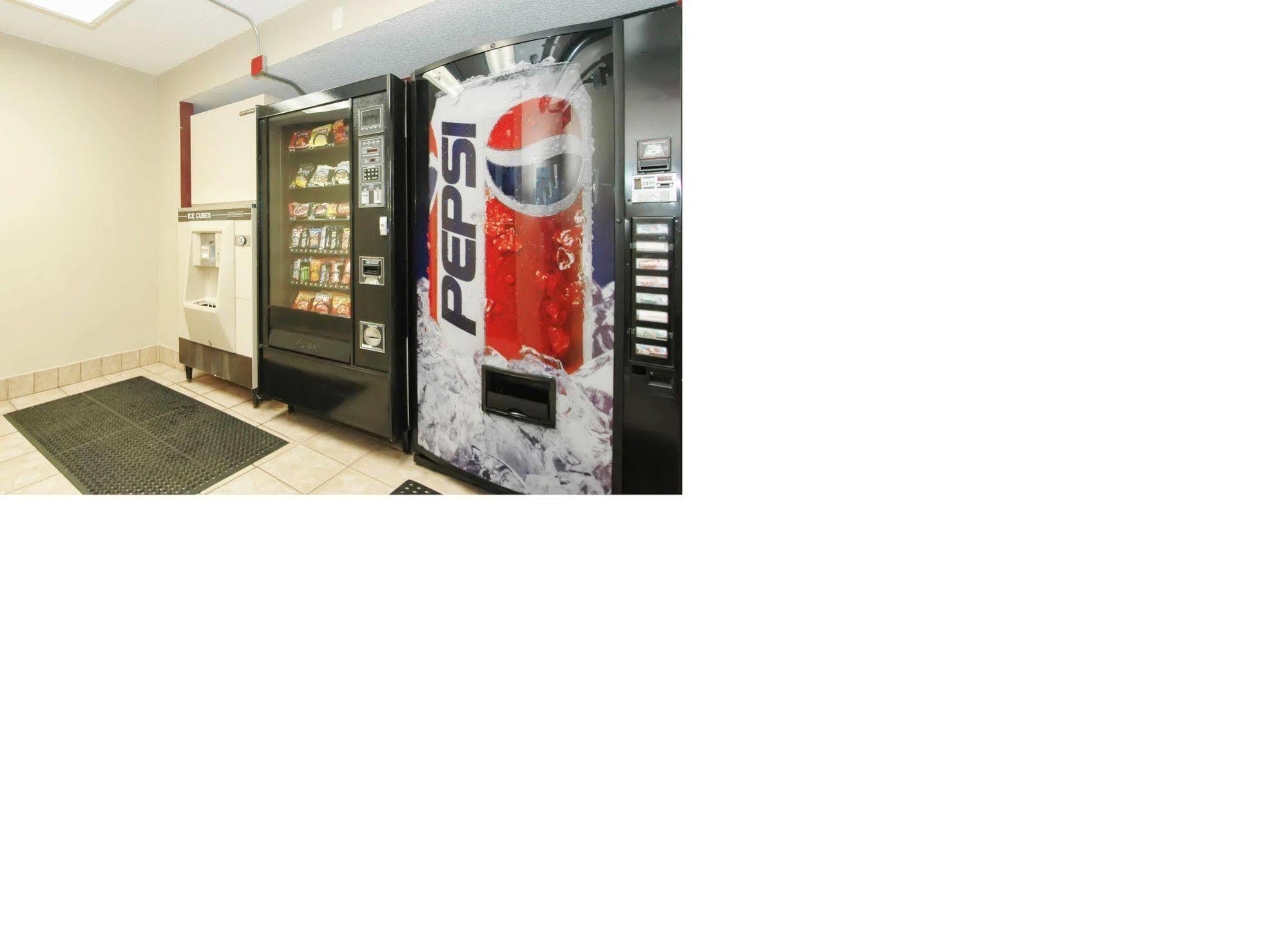 Red Roof Inn Buffalo - Hamburg/ I-90 エクステリア 写真